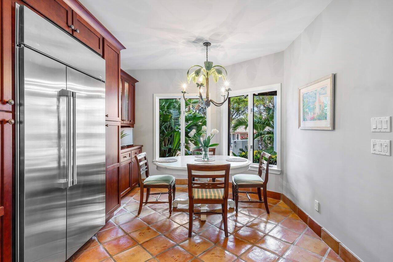 SAILFISH POINT - Residential