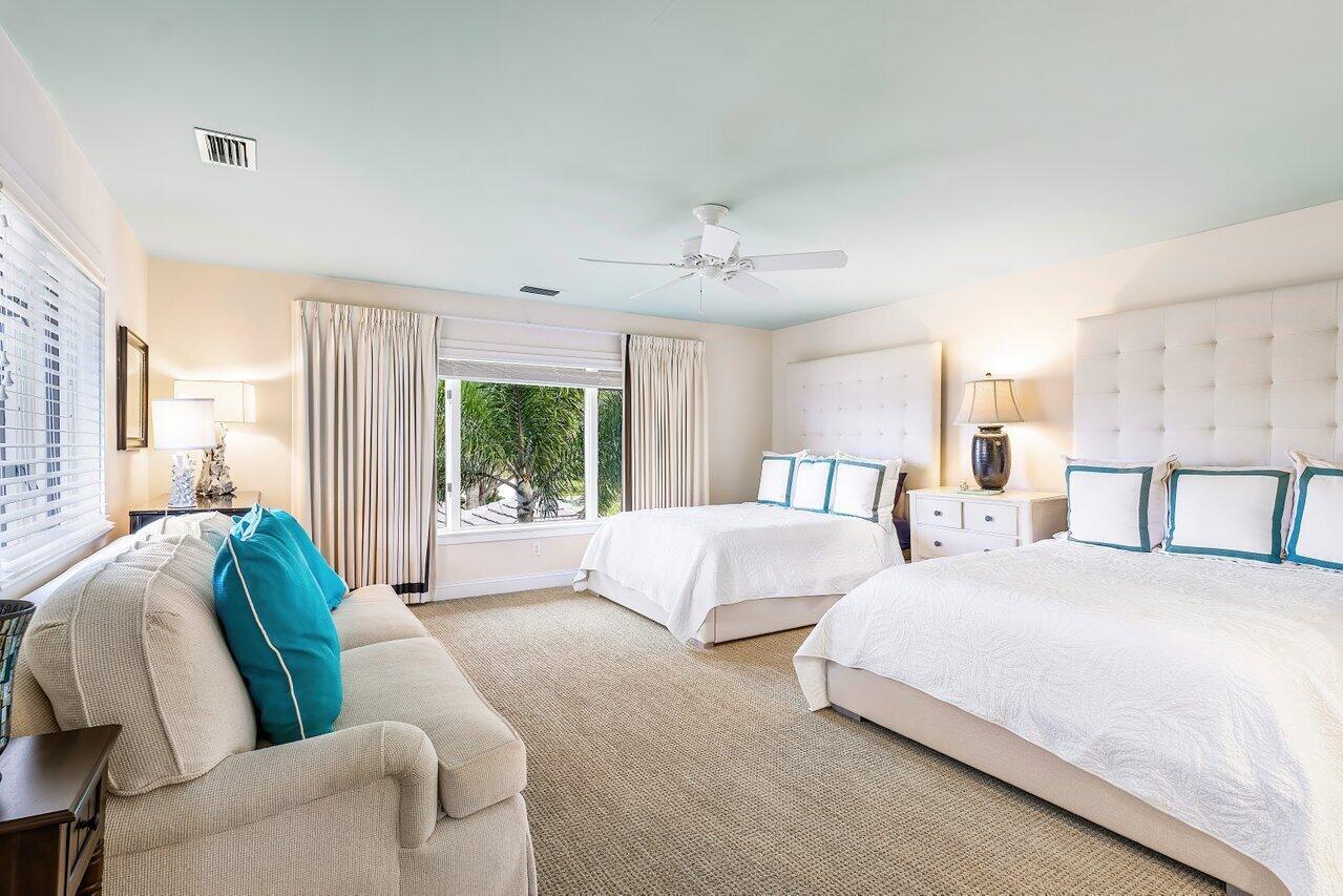 SAILFISH POINT - Residential