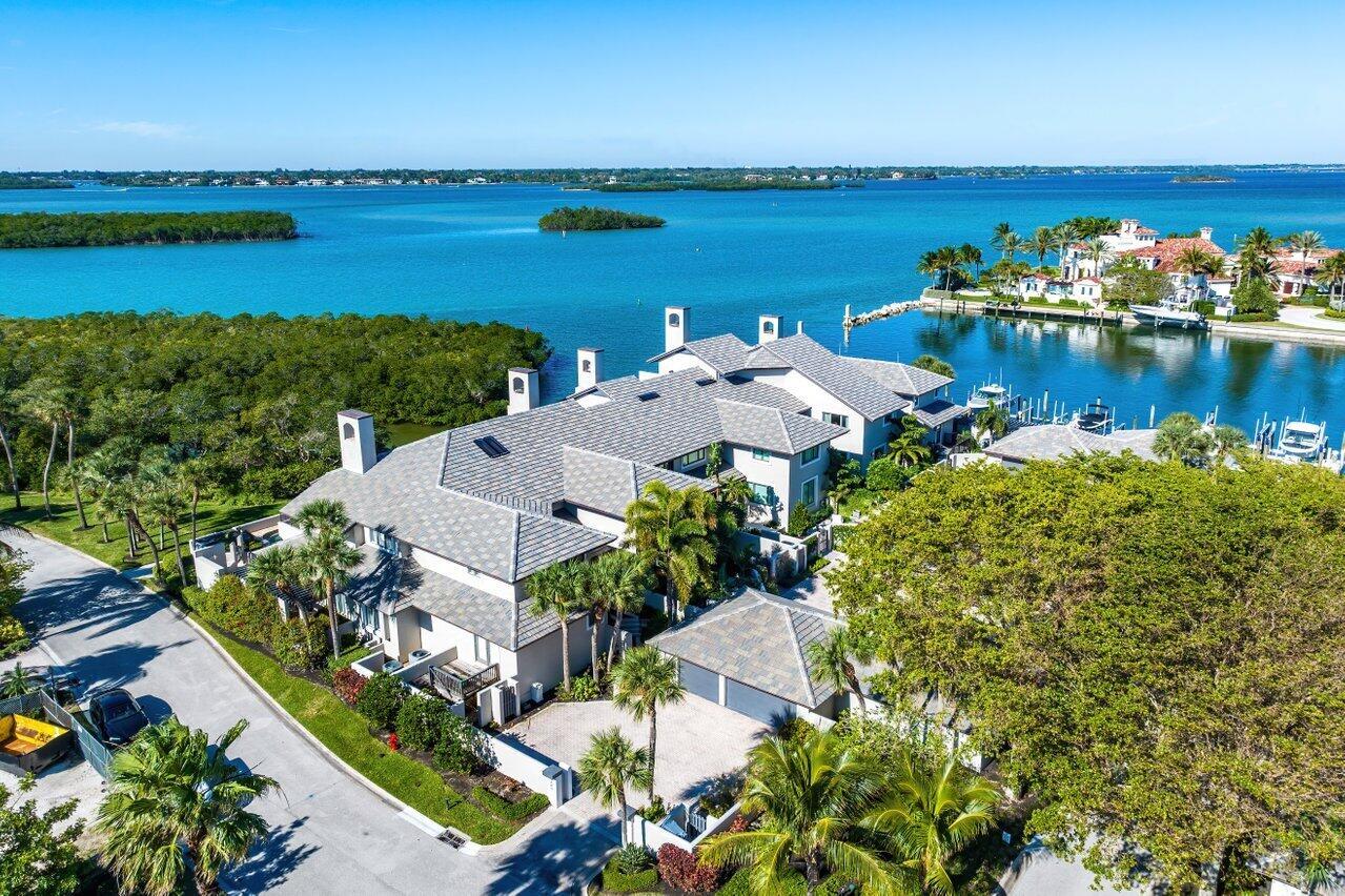 SAILFISH POINT - Residential