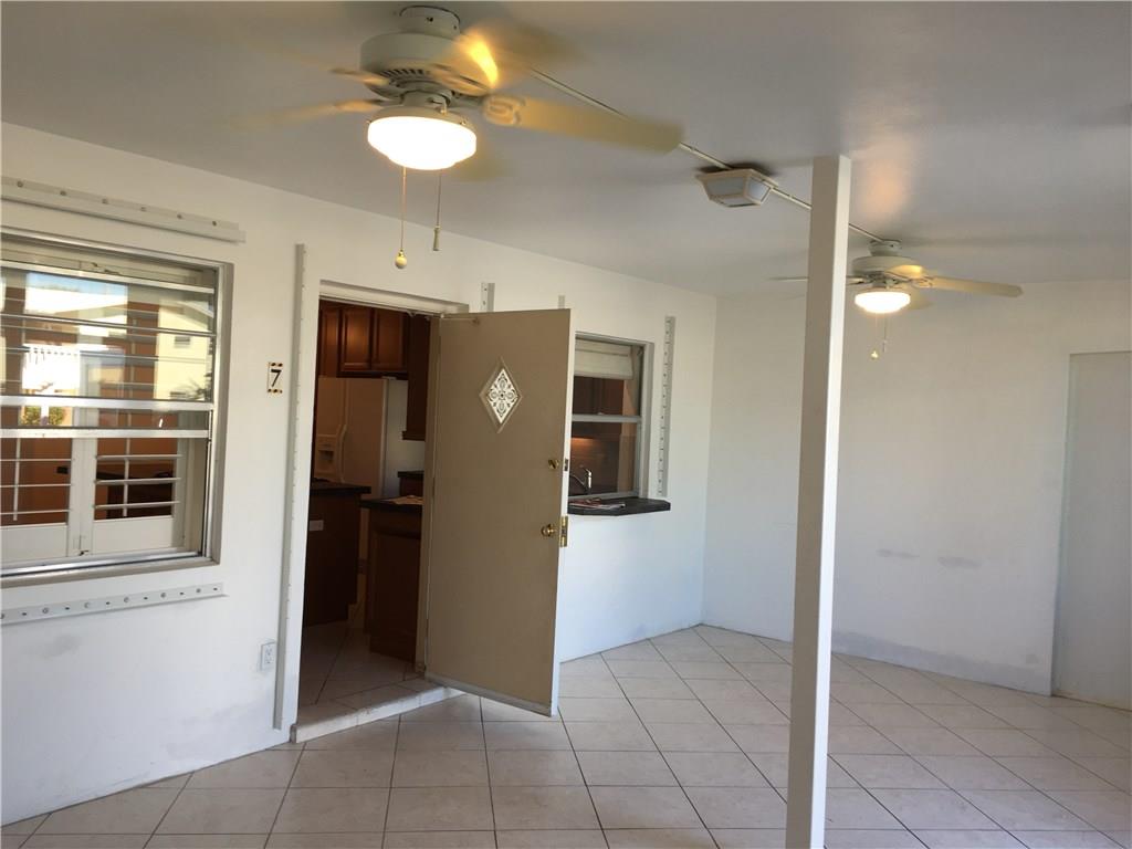 YACHT VIEW - Residential