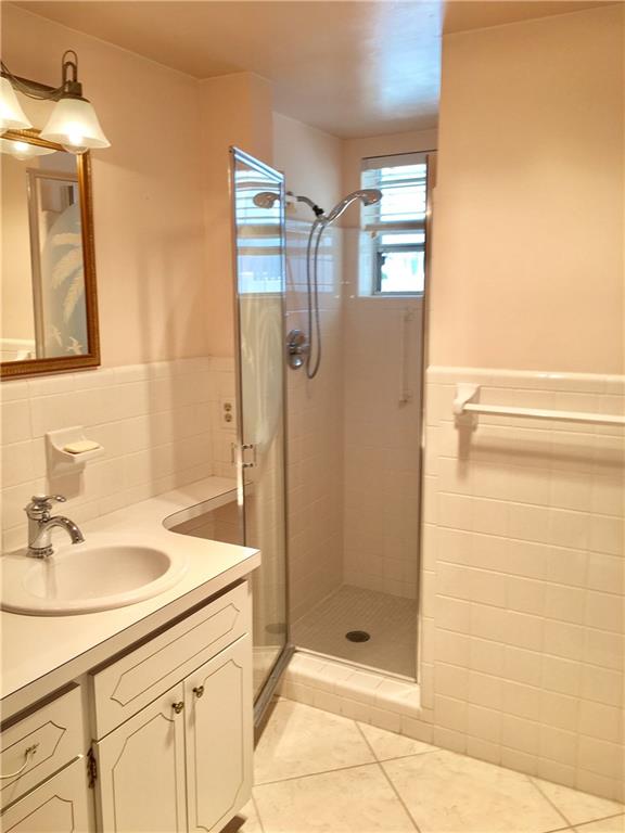 YACHT VIEW - Residential