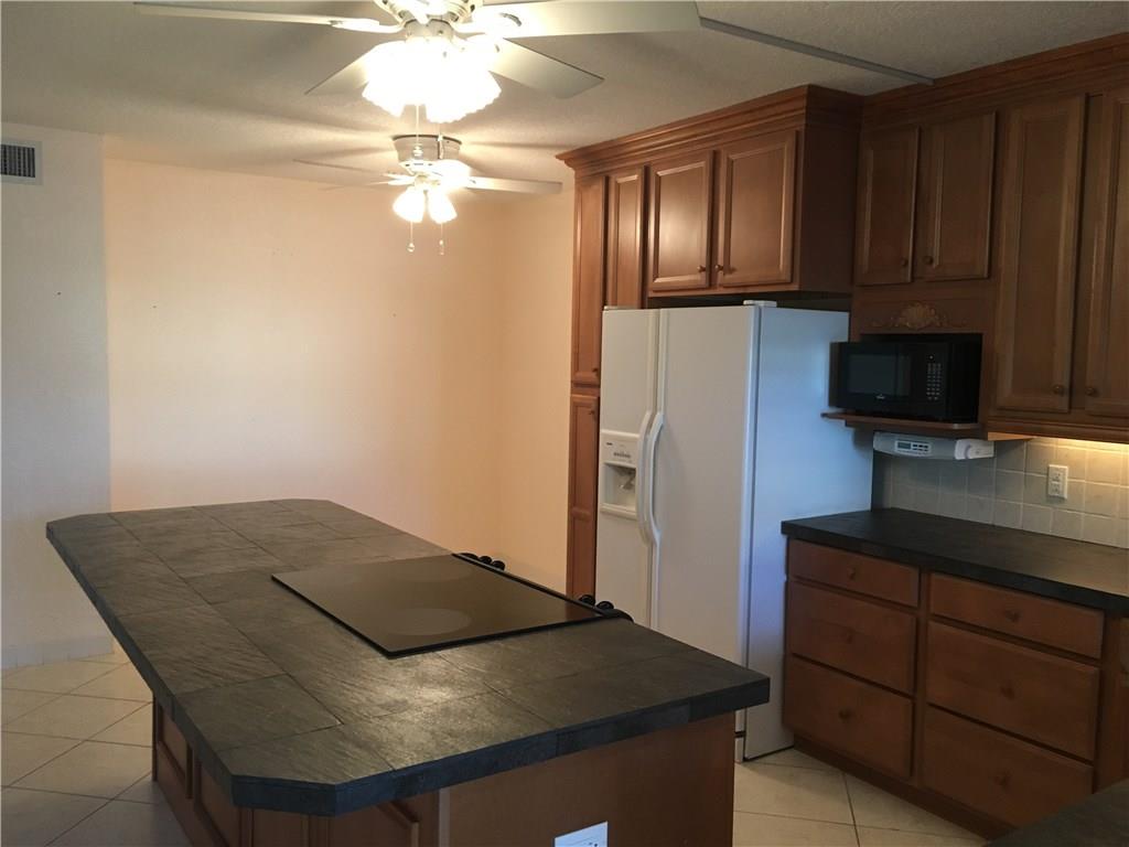 YACHT VIEW - Residential