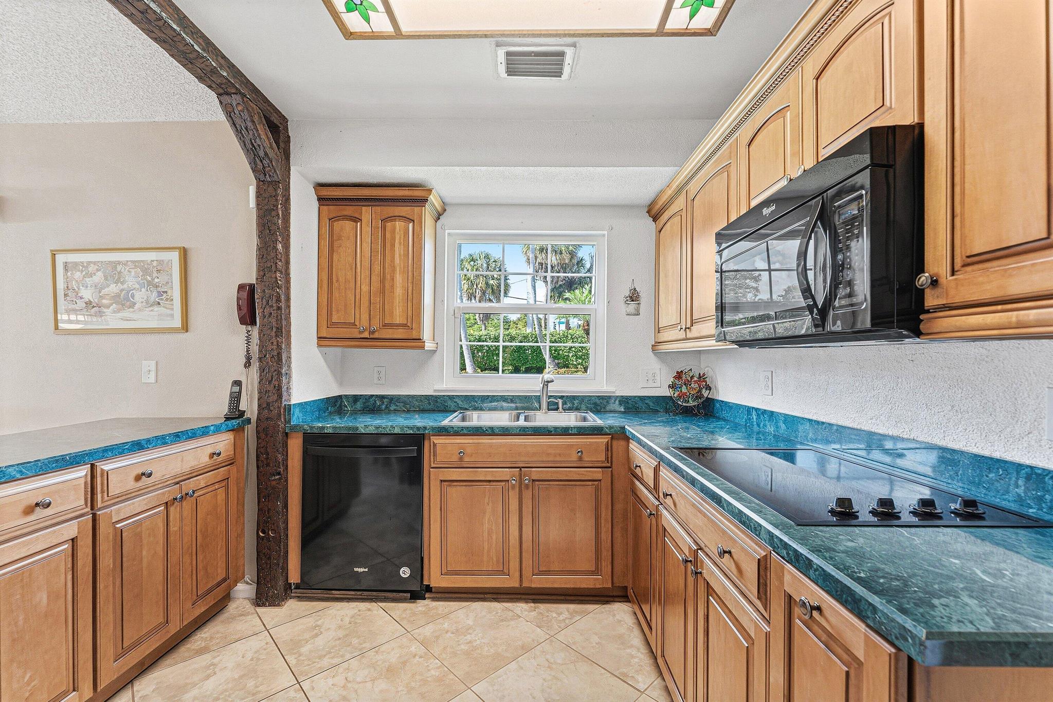 CHATELAINE - Residential