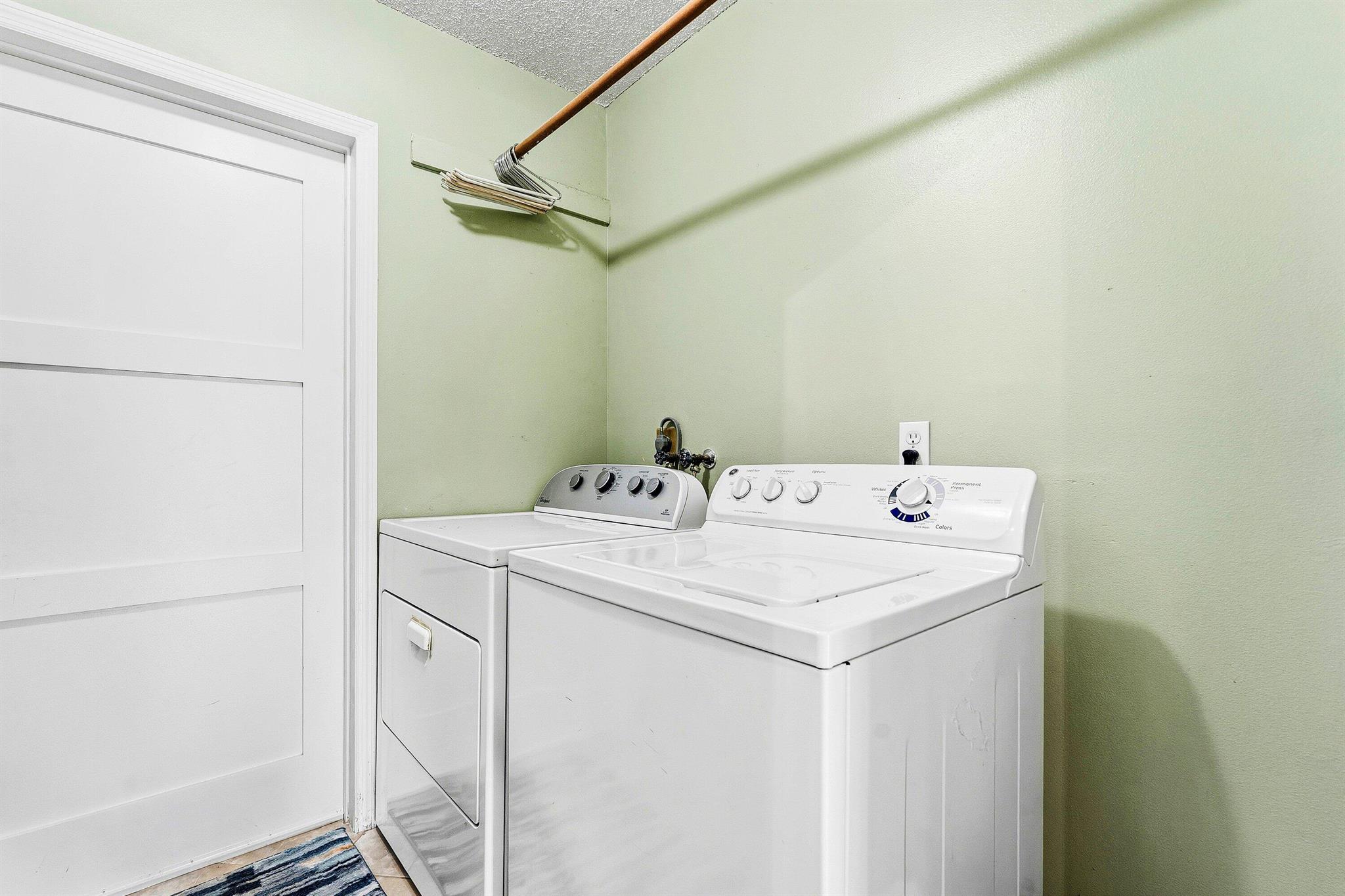 CHATELAINE - Residential