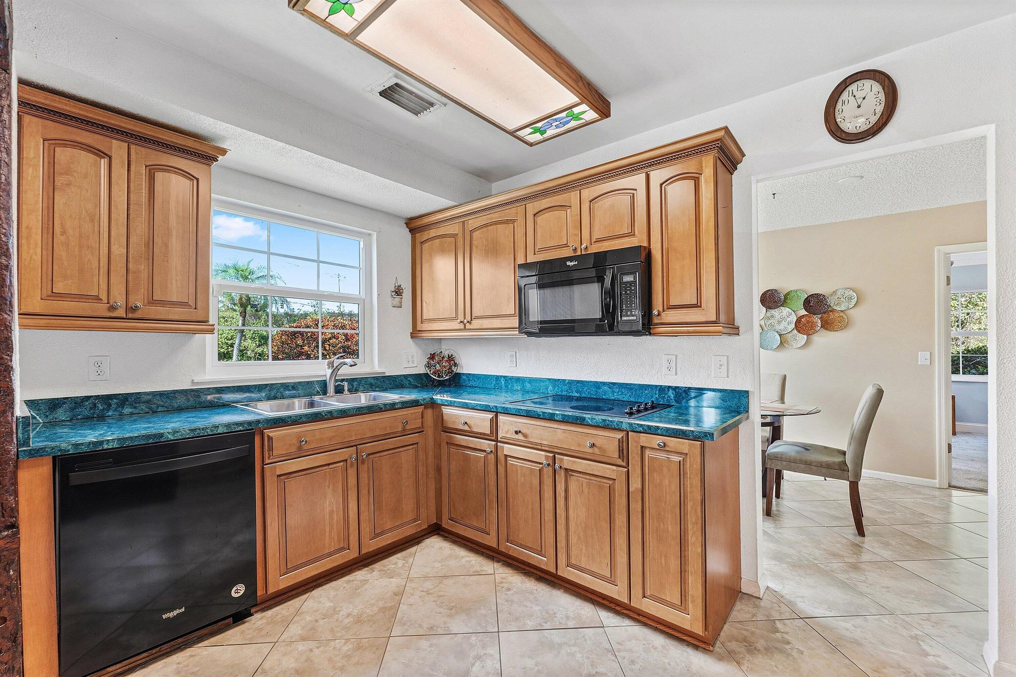 CHATELAINE - Residential