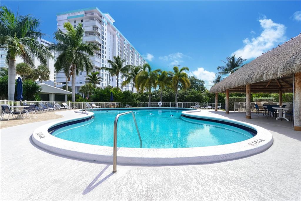 POMPANO SURF CLUB - Residential