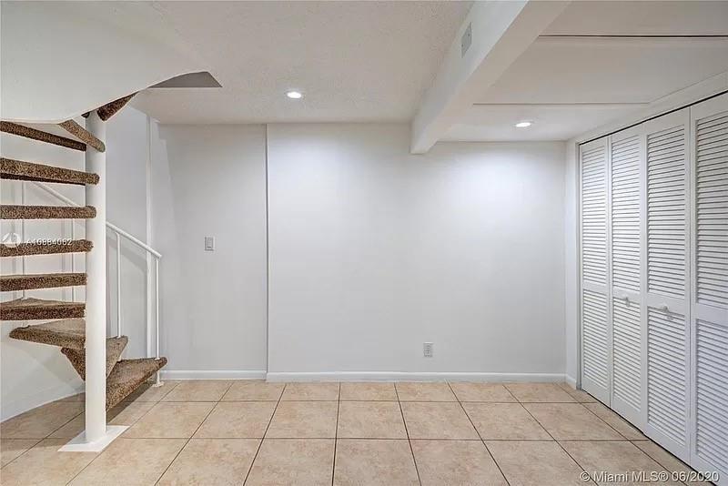 THE GARDENS AT LAUDERHILL - Residential