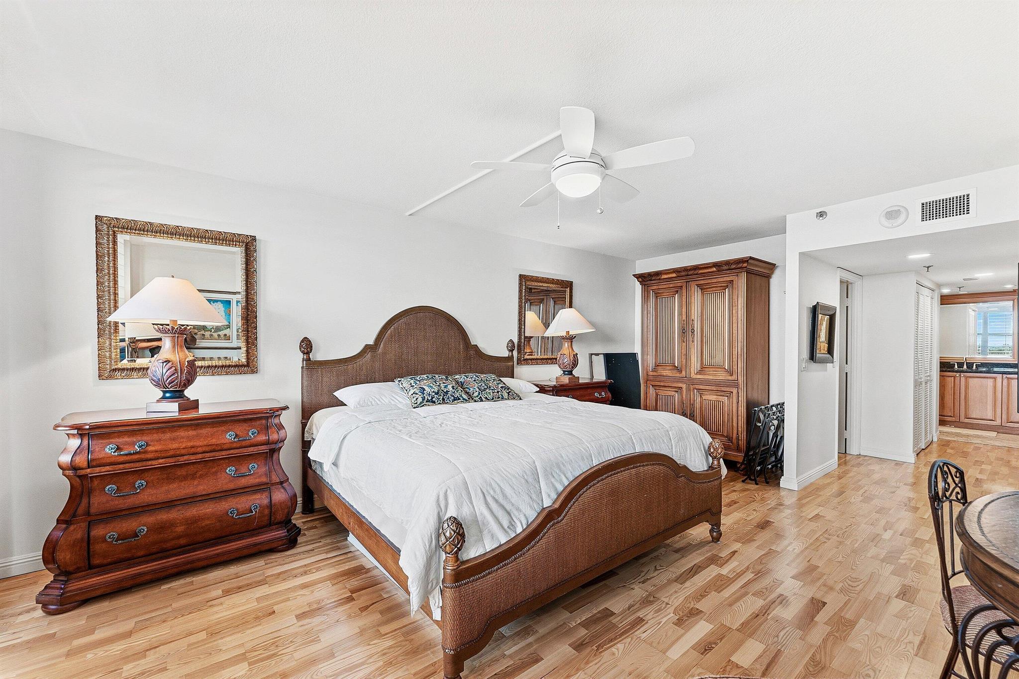 CARRON HOUSE CONDO - Residential