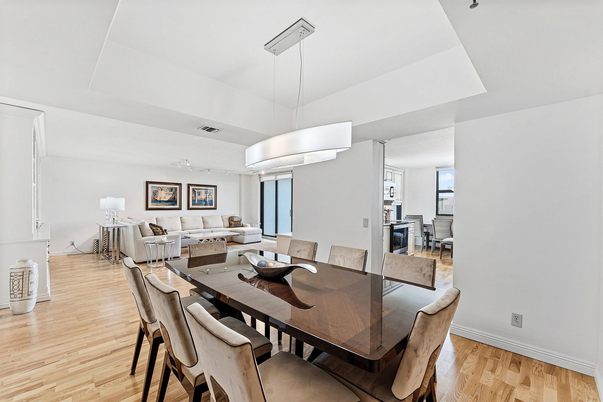 CARRON HOUSE CONDO - Residential