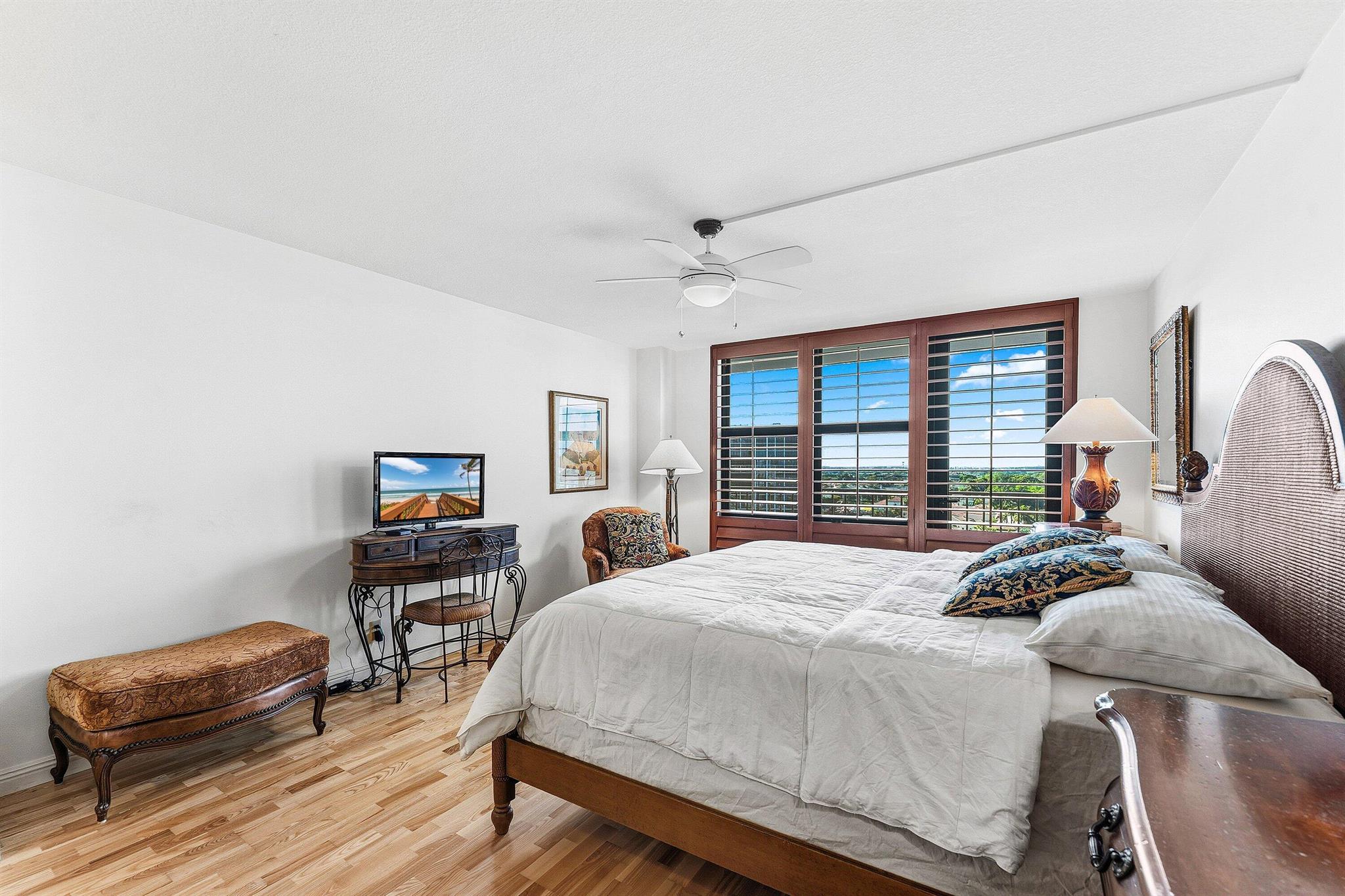 CARRON HOUSE CONDO - Residential