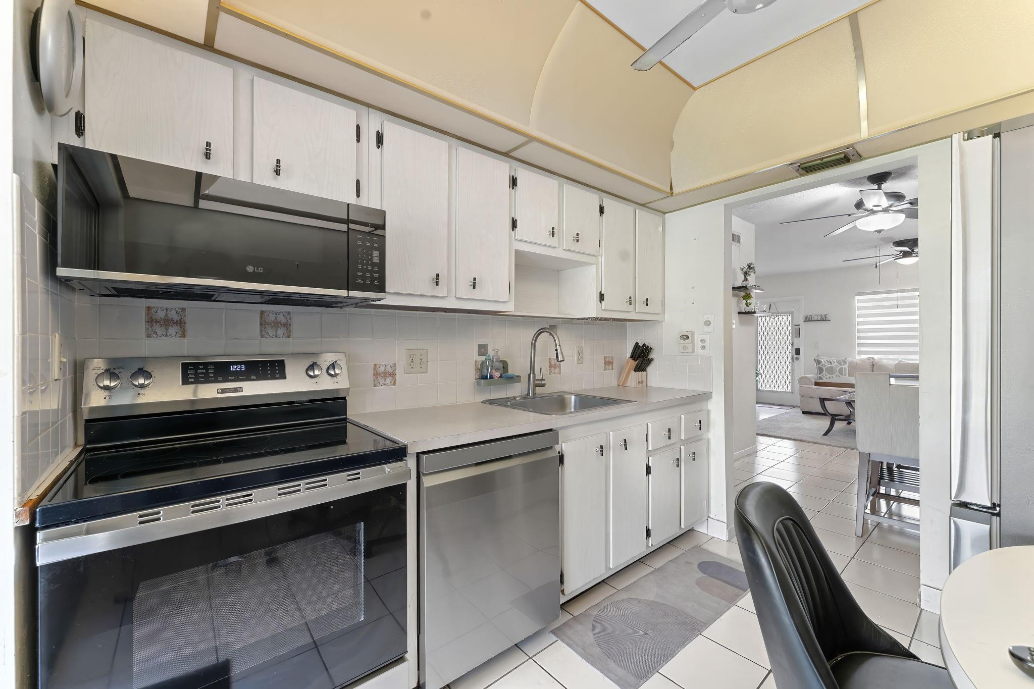 Oriole Gardens Three - Residential
