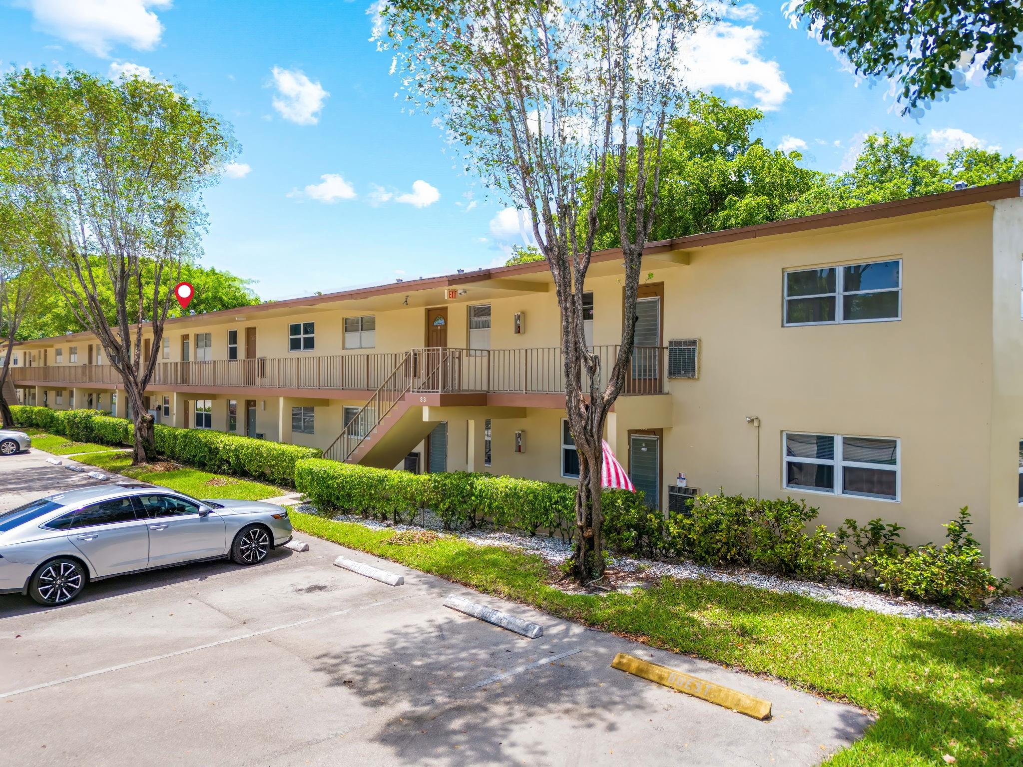 7610 NW 1st St 204