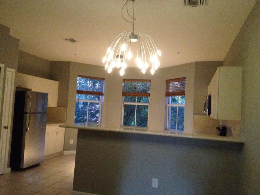 3306 Shoma Drive 305