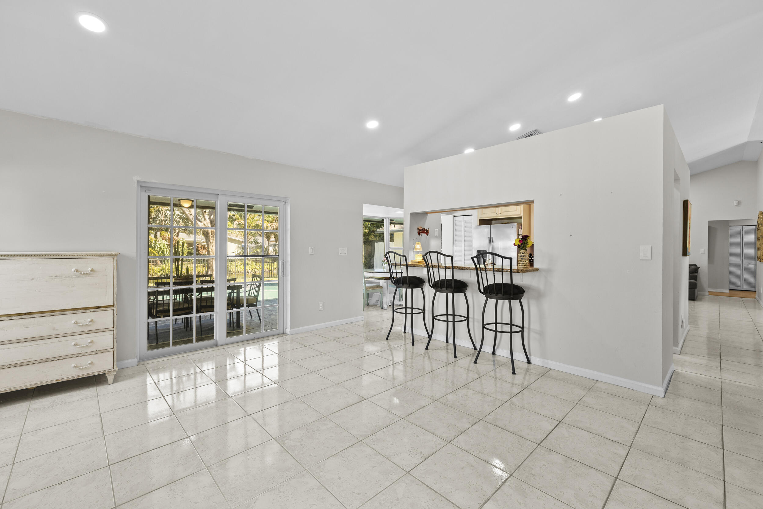 ROYAL PALM SOUTH SEC 2 - Residential