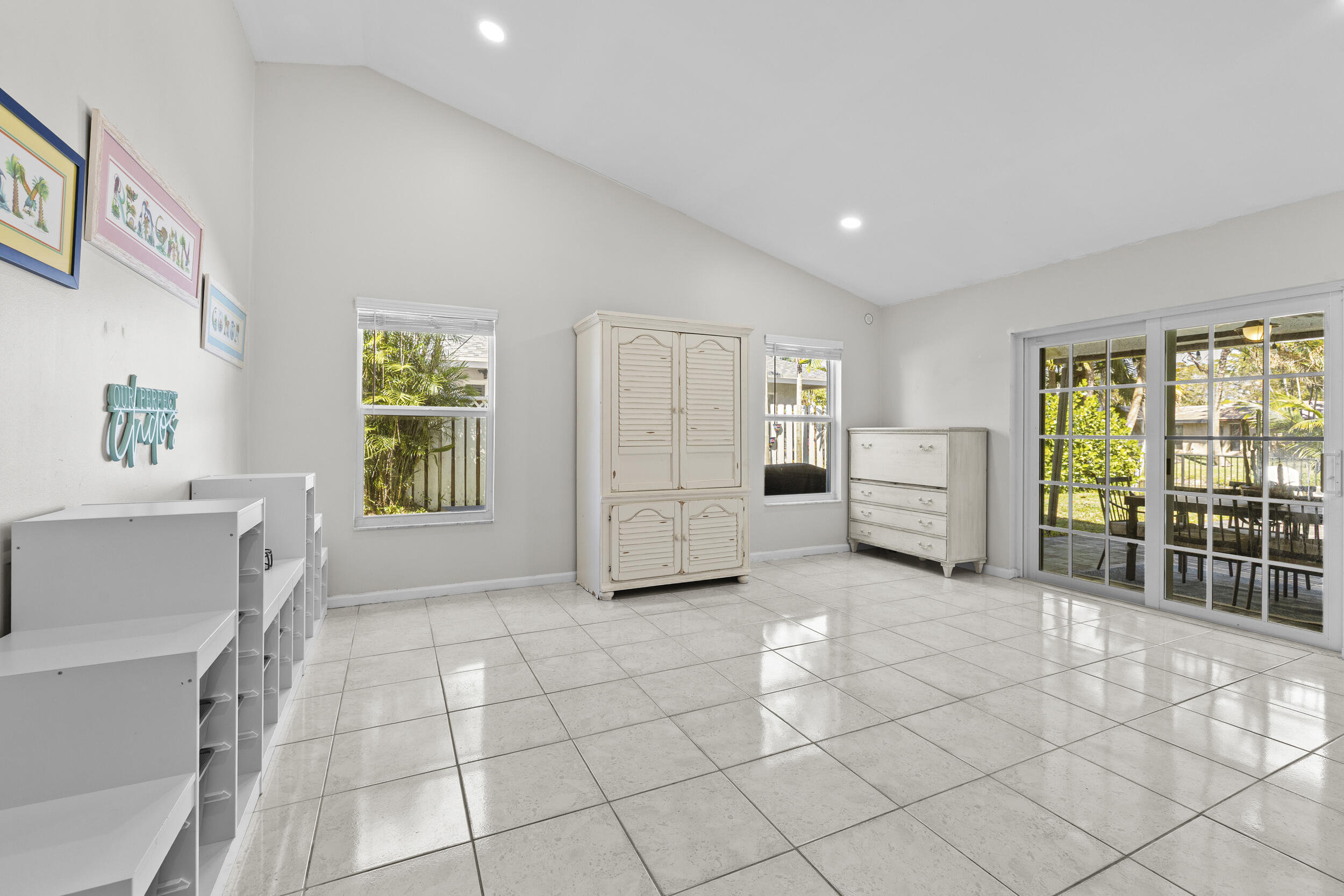 ROYAL PALM SOUTH SEC 2 - Residential