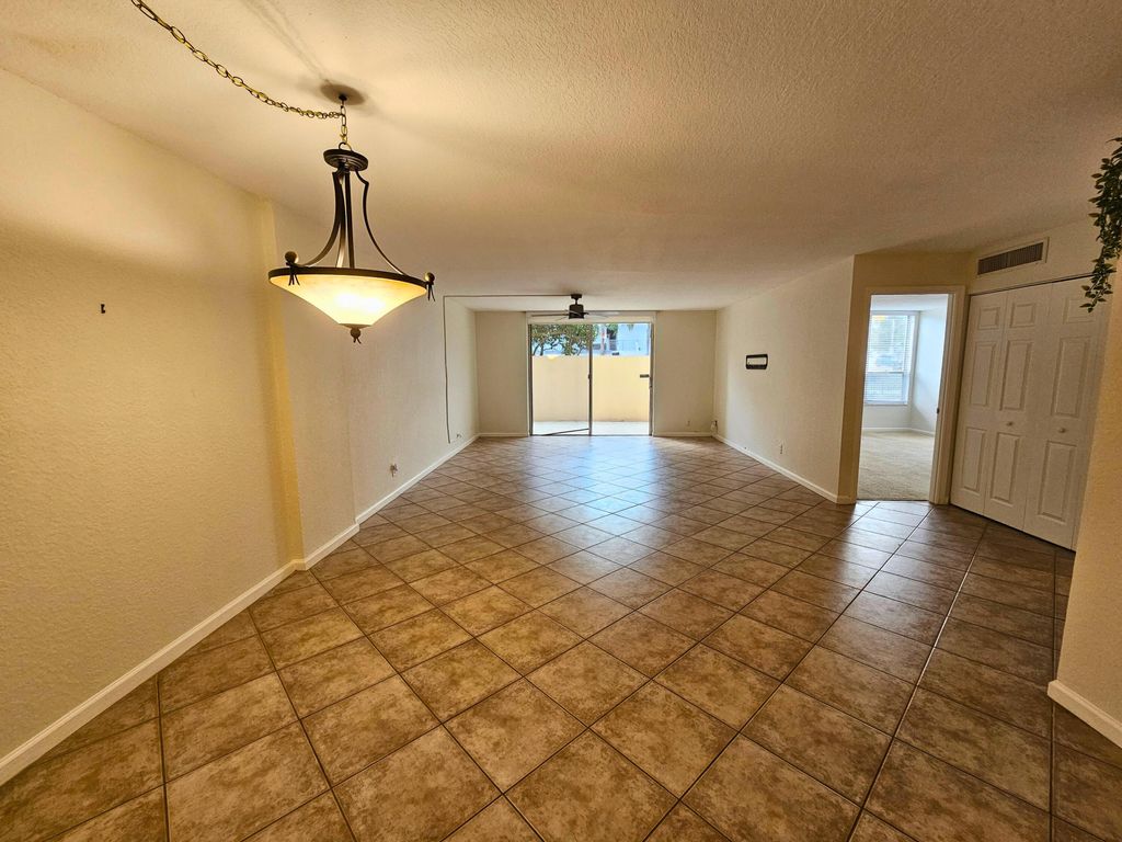 Photo of 1000 Spanish River Road #1h, Boca Raton, FL 33432 (MLS # R11080061)