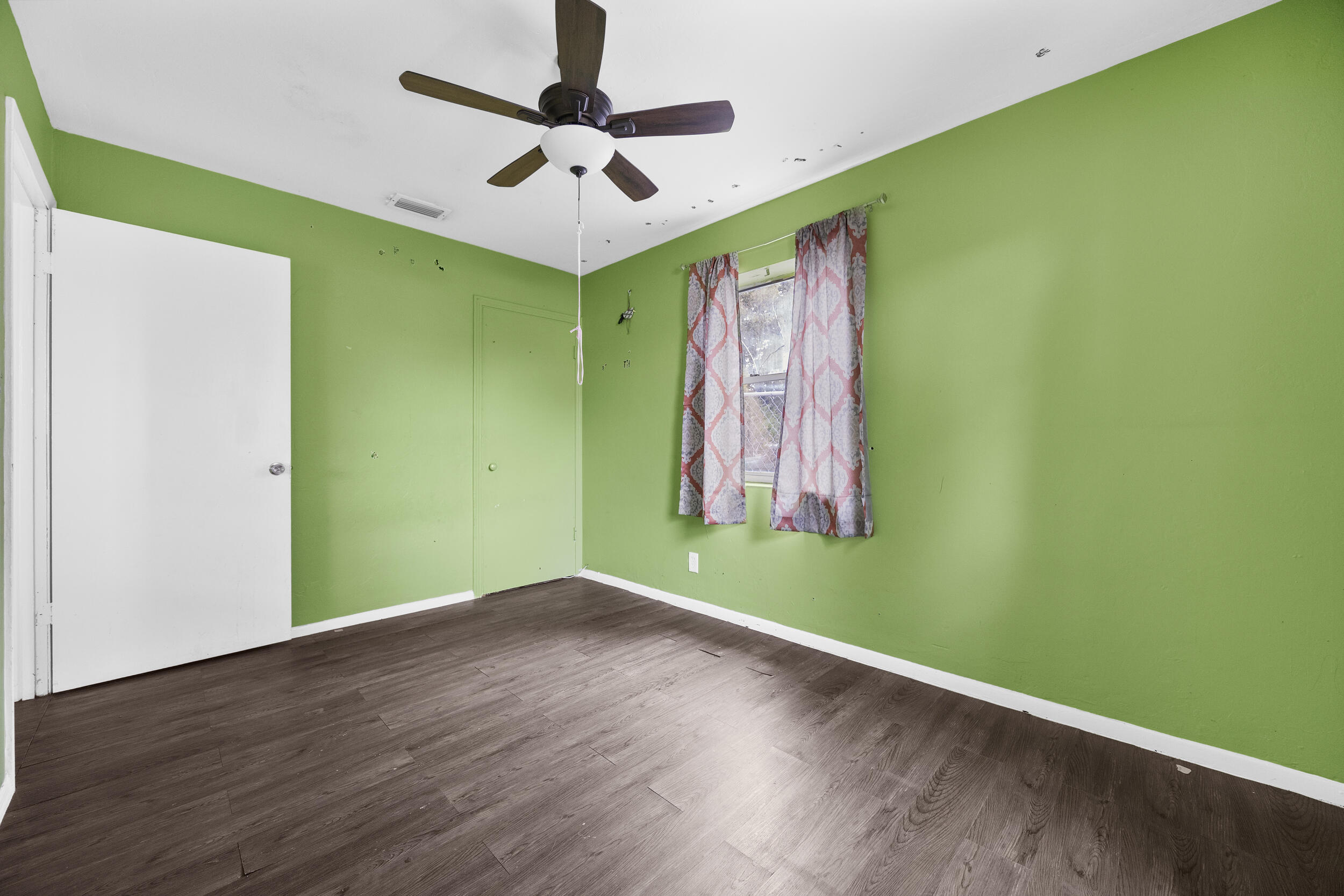 LAKE WORTH TOWN OF - Residential