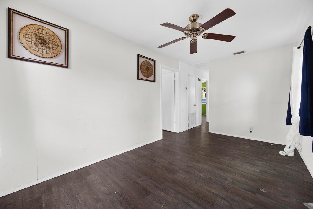 Photo of 617 N H Street, Lake Worth Beach, FL 33460 (MLS # R11162638)