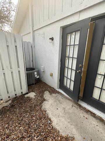 Southern Courtyard - Residential