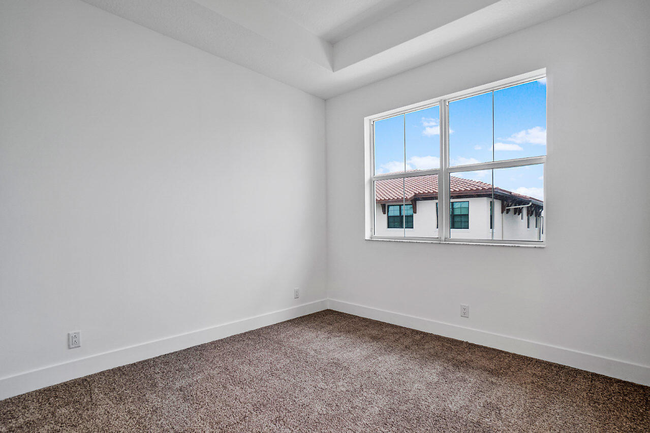 ALTON NEIGHBORHOOD 1 - Residential Lease