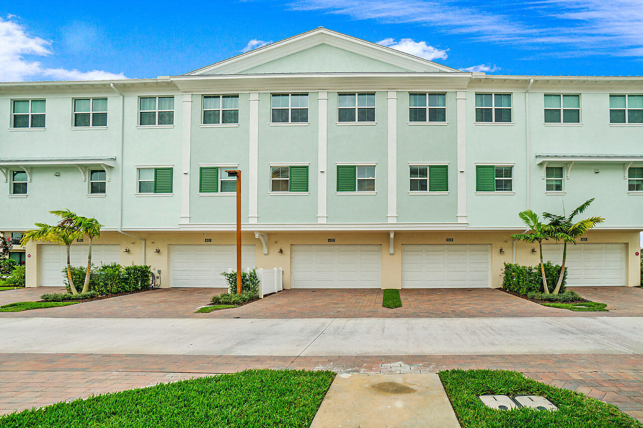 ALTON NEIGHBORHOOD 1 - Residential Lease