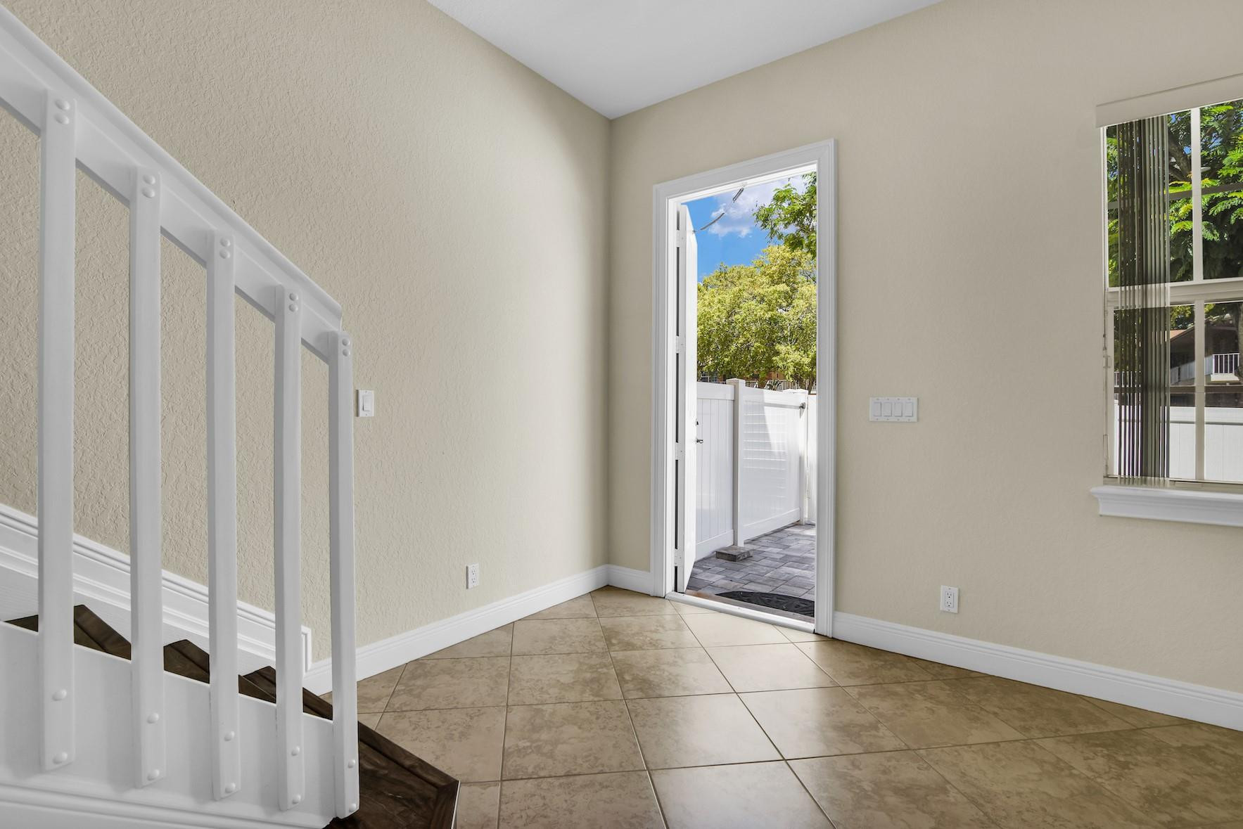 Oakland Park Add 2-40 B - Residential Lease