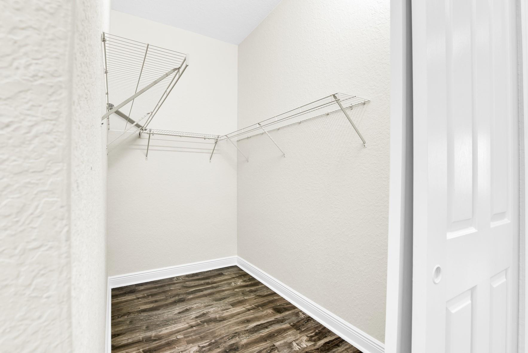 Oakland Park Add 2-40 B - Residential Lease