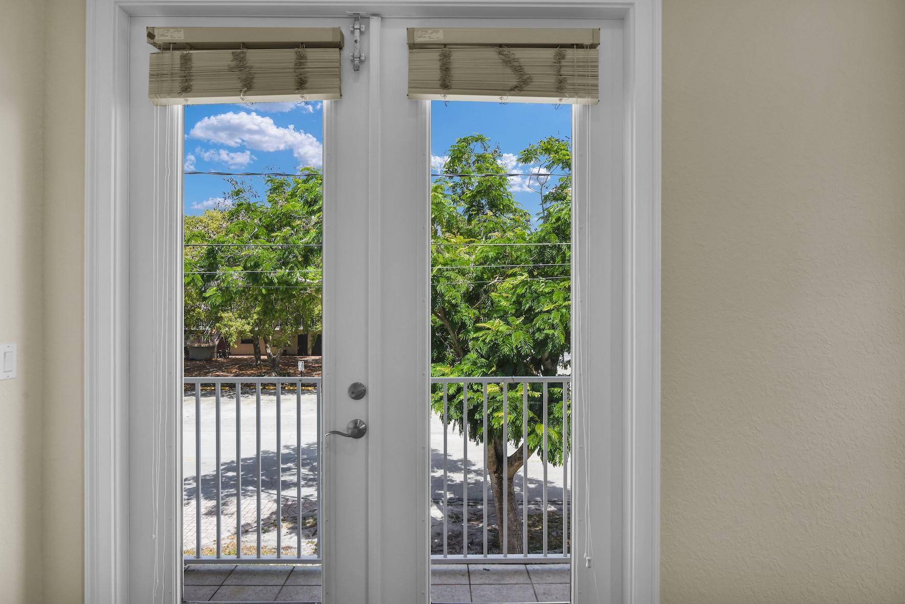 Oakland Park Add 2-40 B - Residential Lease