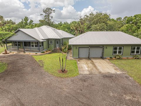 Photo of 1354 SW Locks Road, Stuart, FL 34997 (MLS # B26030748)