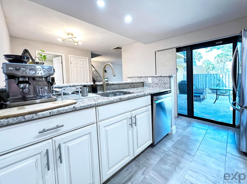 Photo of 1008 10th Way, West Palm Beach, FL 33407 (MLS # B26001138)