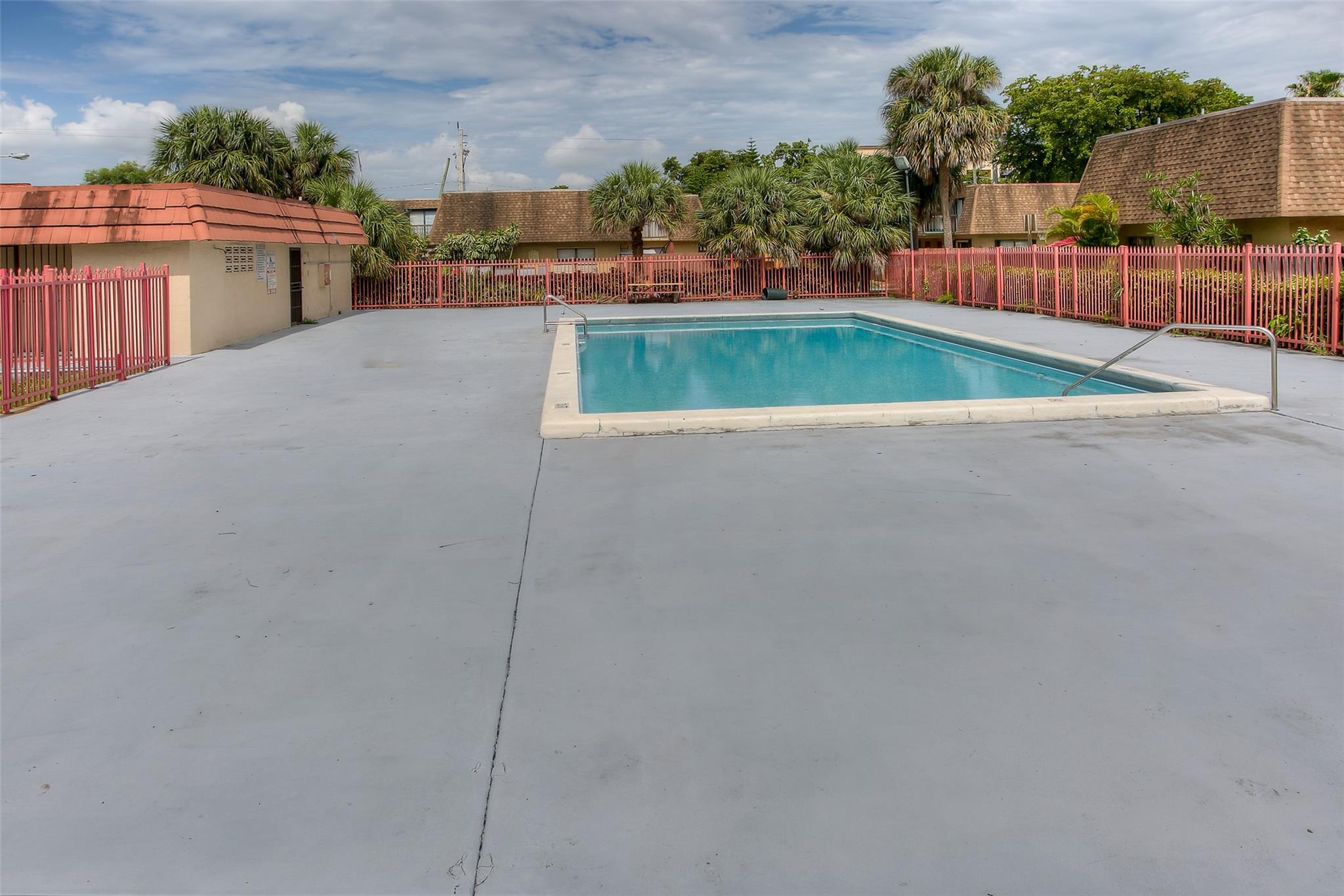 LAGO GRANDE TWO CONDO - Residential Lease