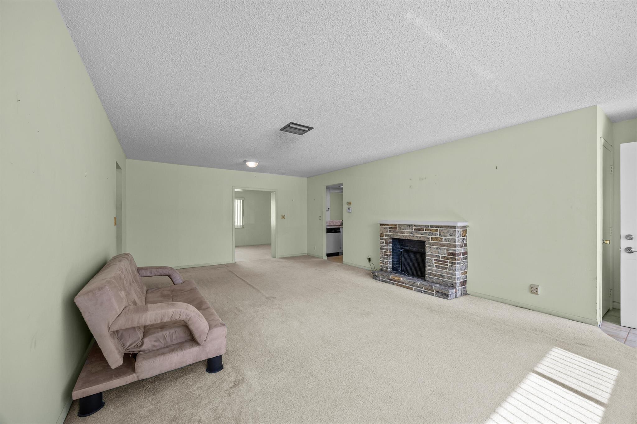 513 SW 18th Street