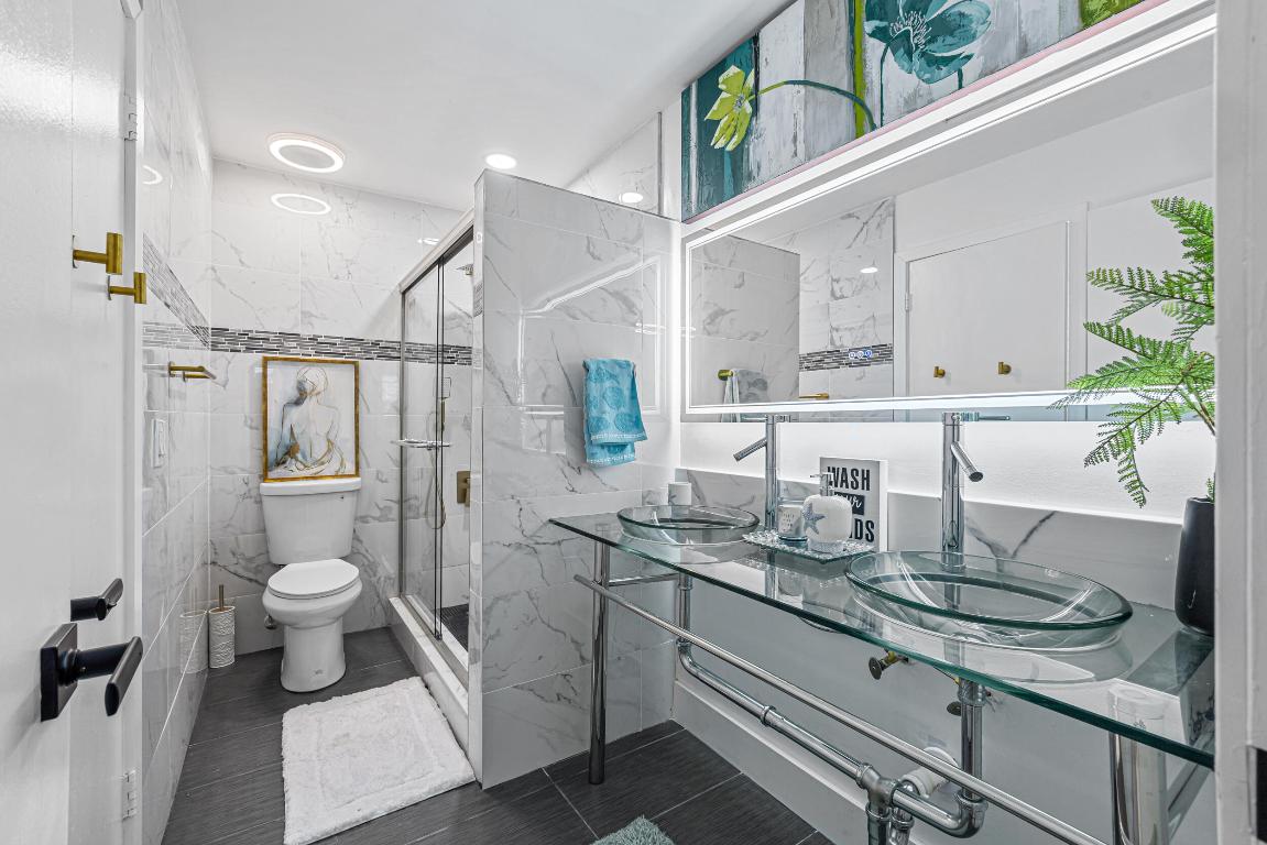 OCEAN HARBOUR VILLAS CONDOMINIUM - Residential Lease