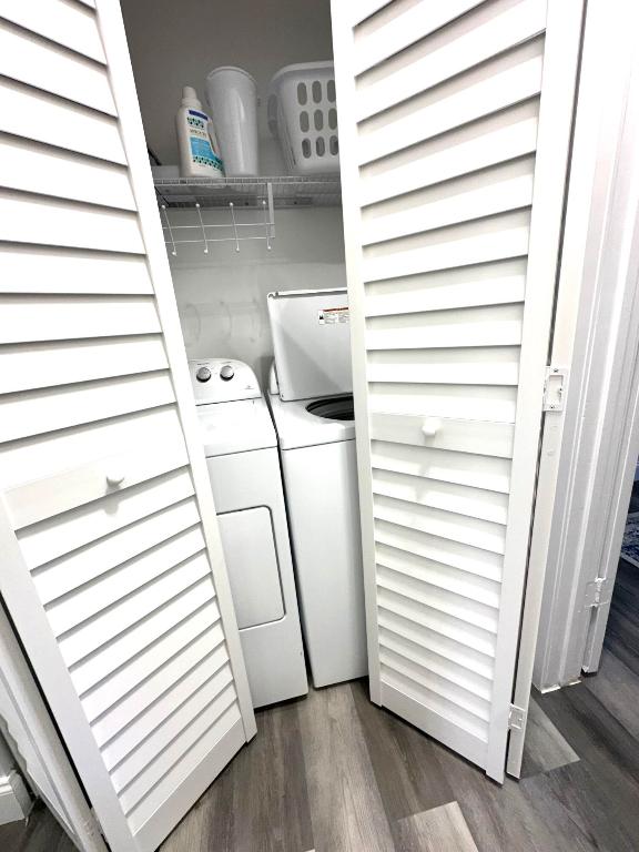 OCEAN HARBOUR VILLAS CONDOMINIUM - Residential Lease