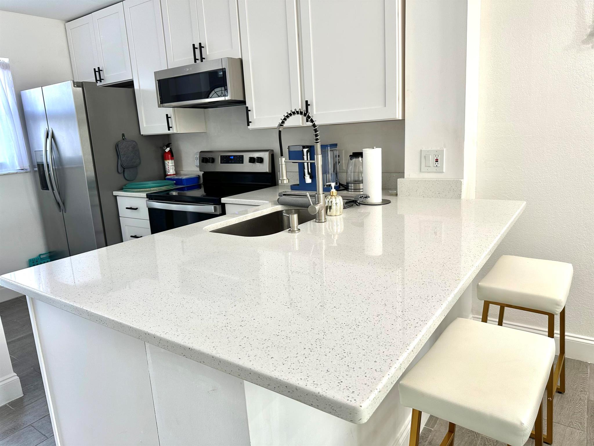 OCEAN HARBOUR VILLAS COND - Residential Lease