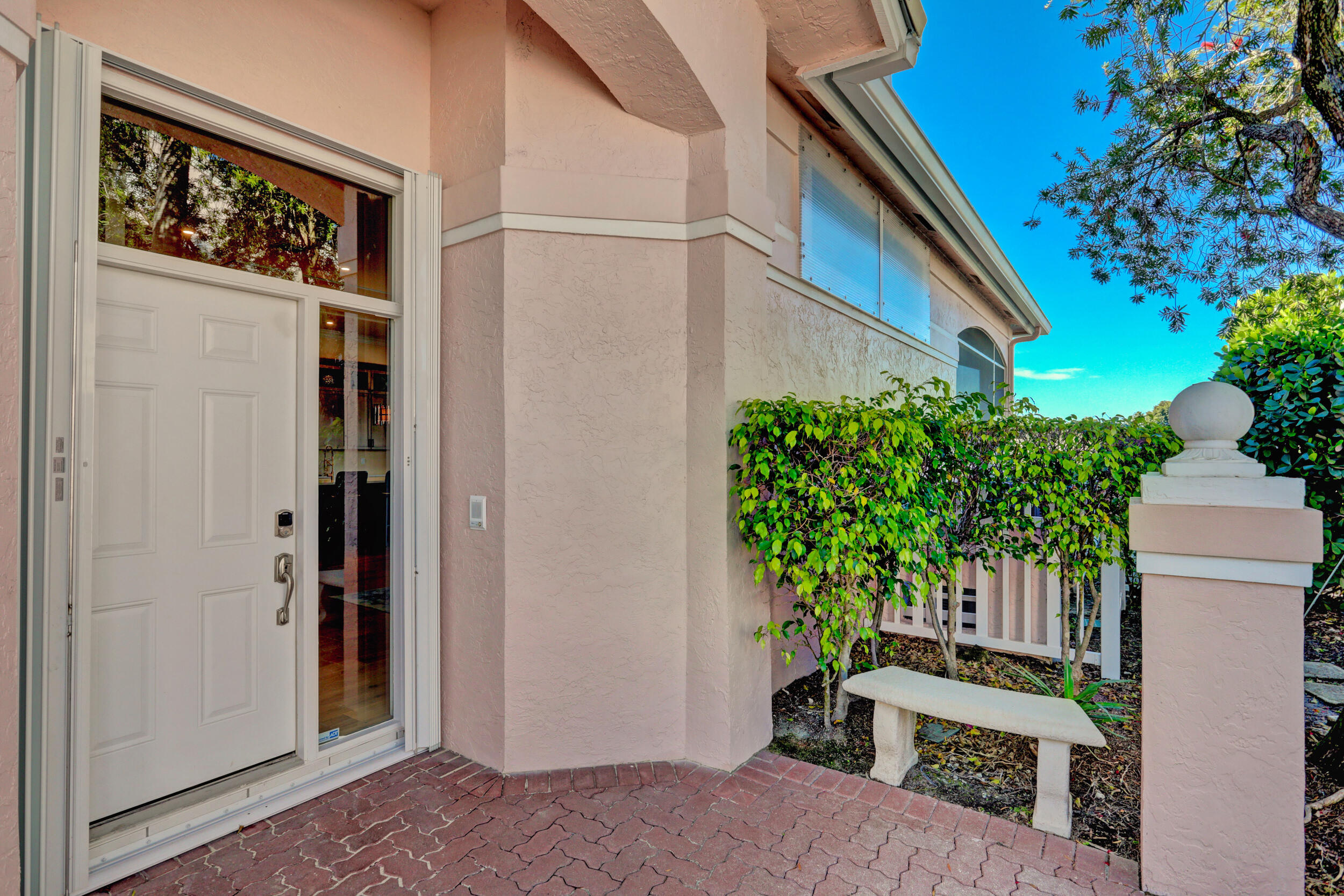 FAIRWAY VILLAS - Residential