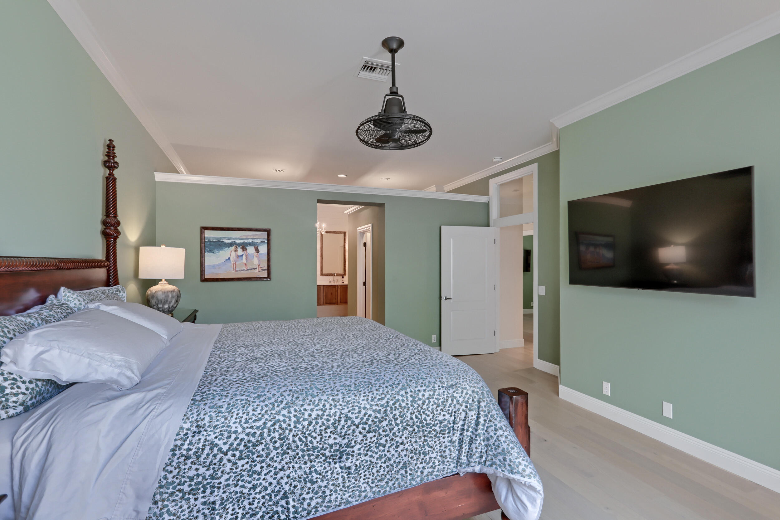 FAIRWAY VILLAS - Residential