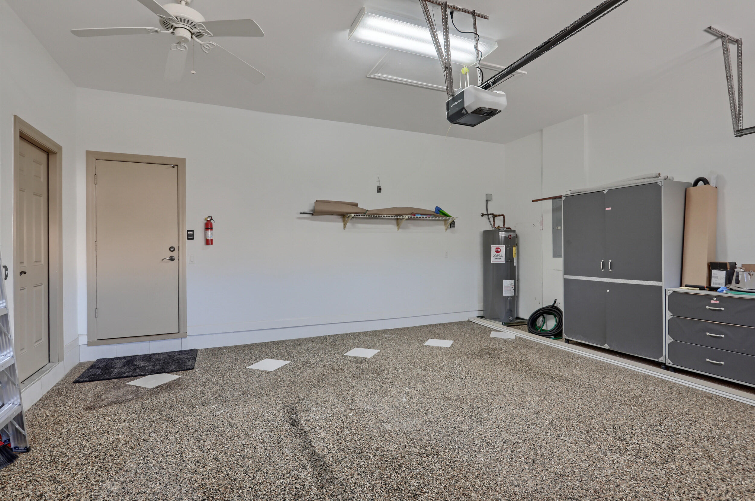 FAIRWAY VILLAS - Residential