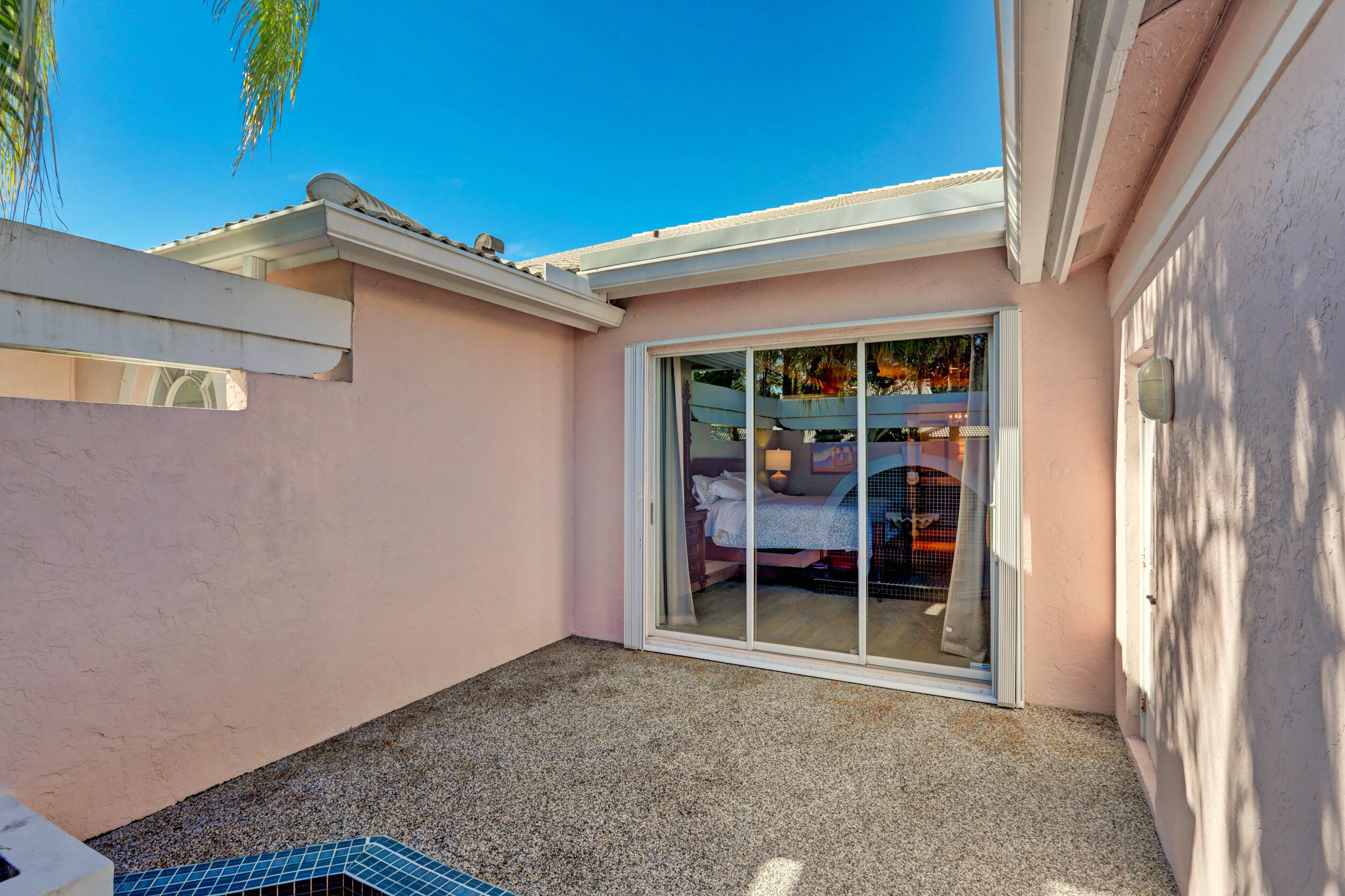 FAIRWAY VILLAS - Residential