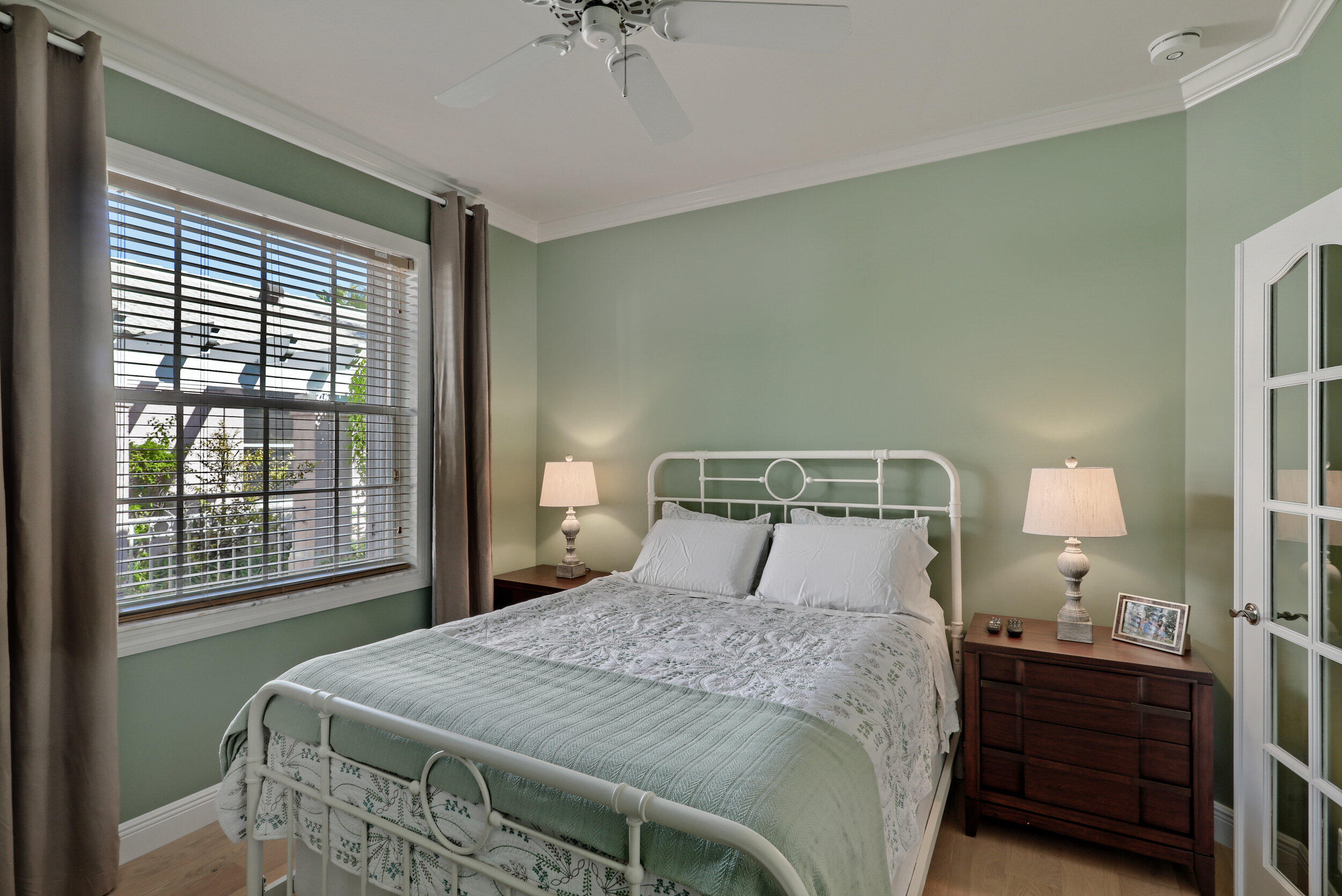 FAIRWAY VILLAS - Residential