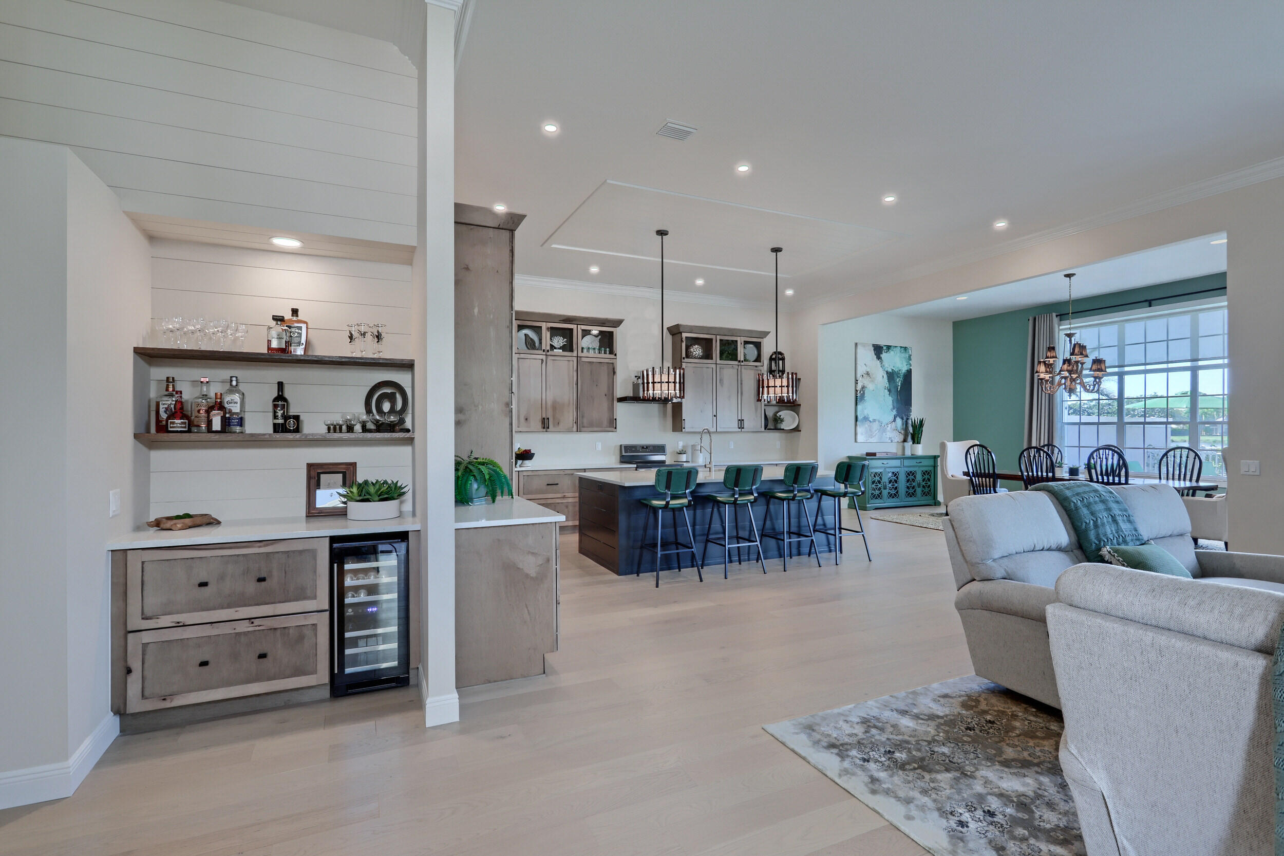 FAIRWAY VILLAS - Residential