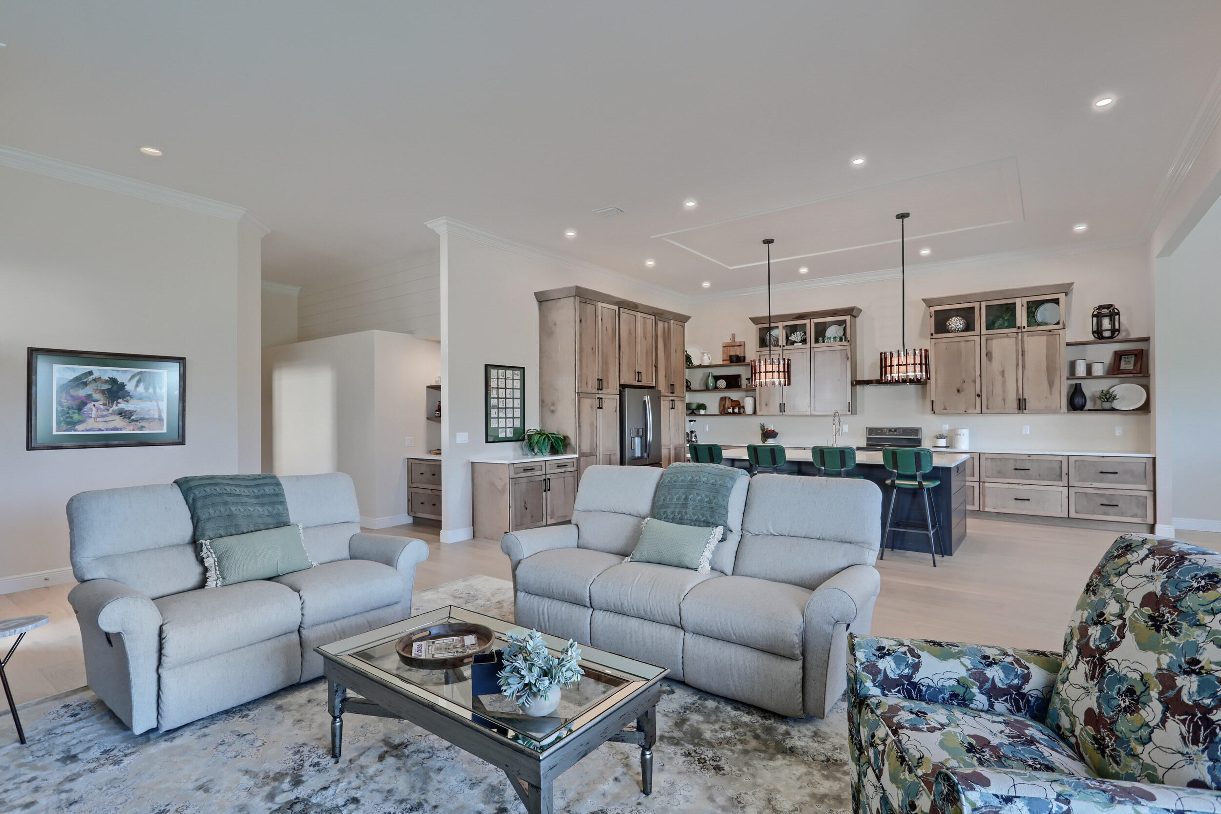 FAIRWAY VILLAS - Residential