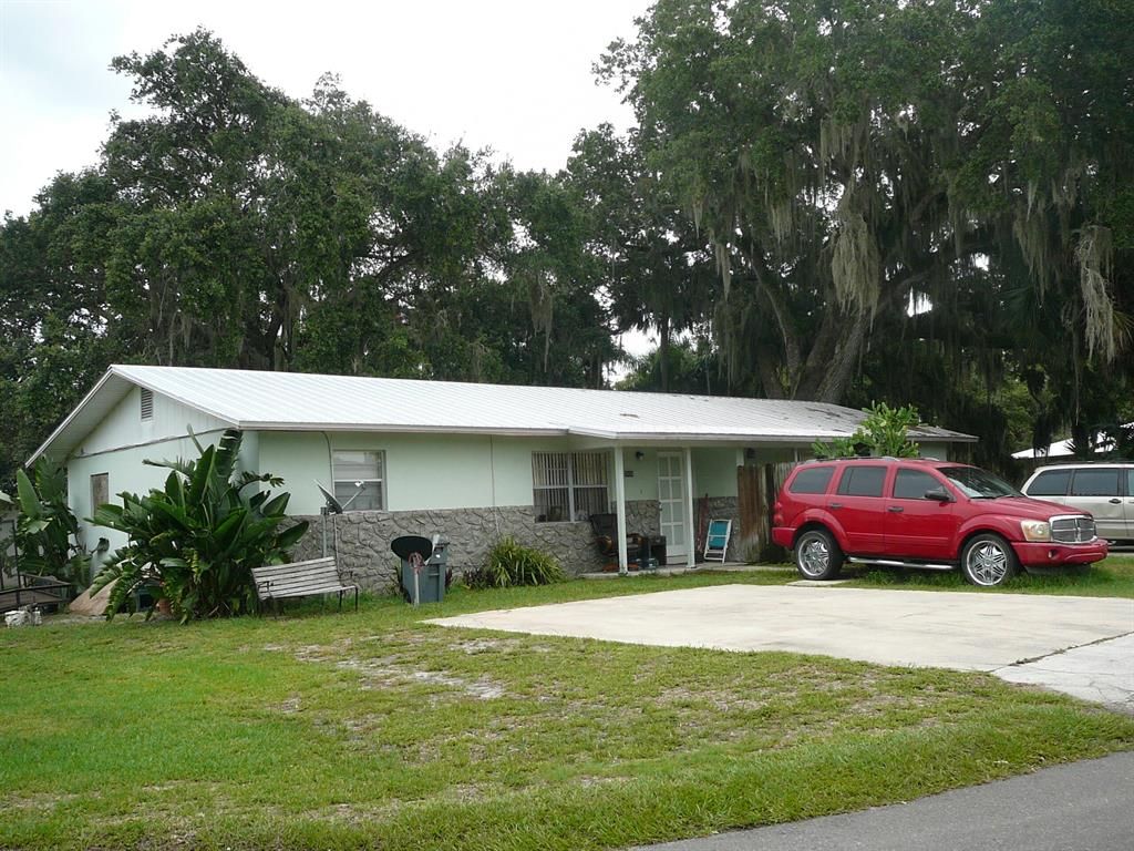 Photo of 2584 Seneca Avenue, Fort Pierce, FL 34946 (MLS # R10724552)