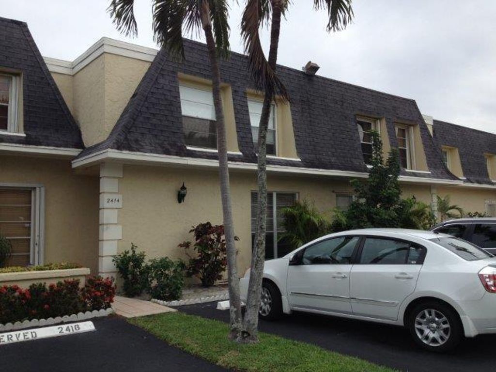Photo of 2414 NE 11th Street #161, Hallandale Beach, FL 33009 (MLS # B26032100)