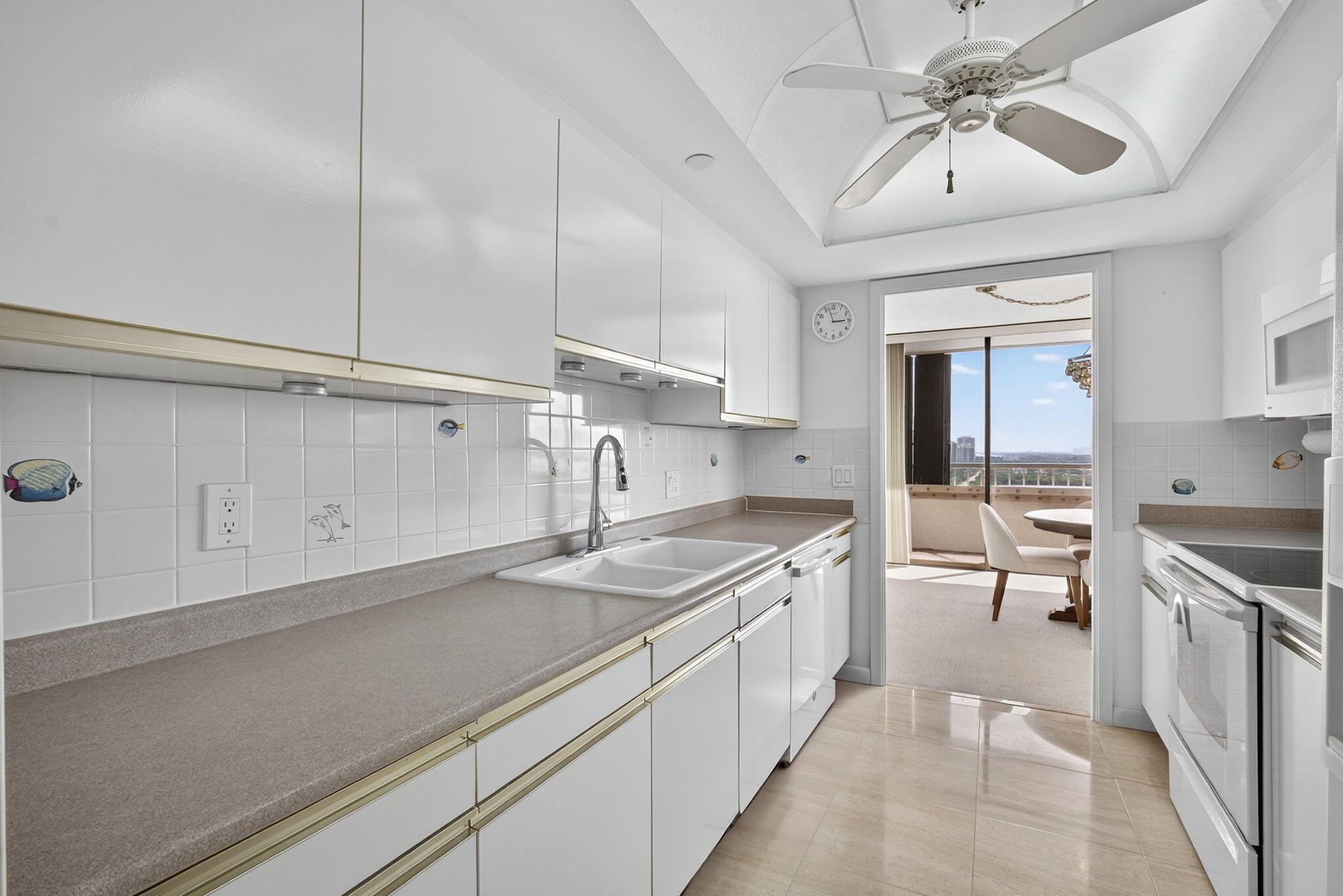 THE REACHES - Residential