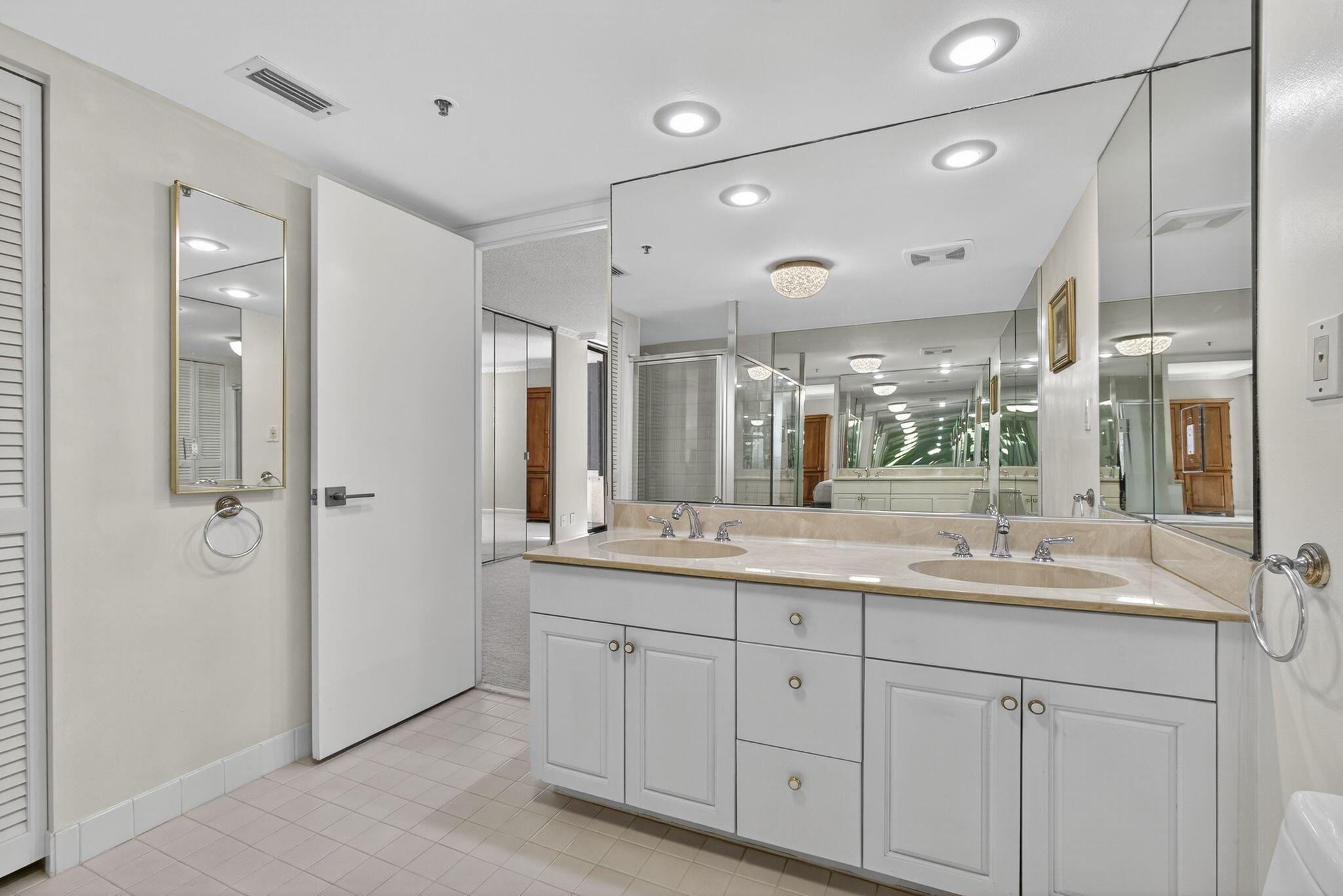 THE REACHES - Residential