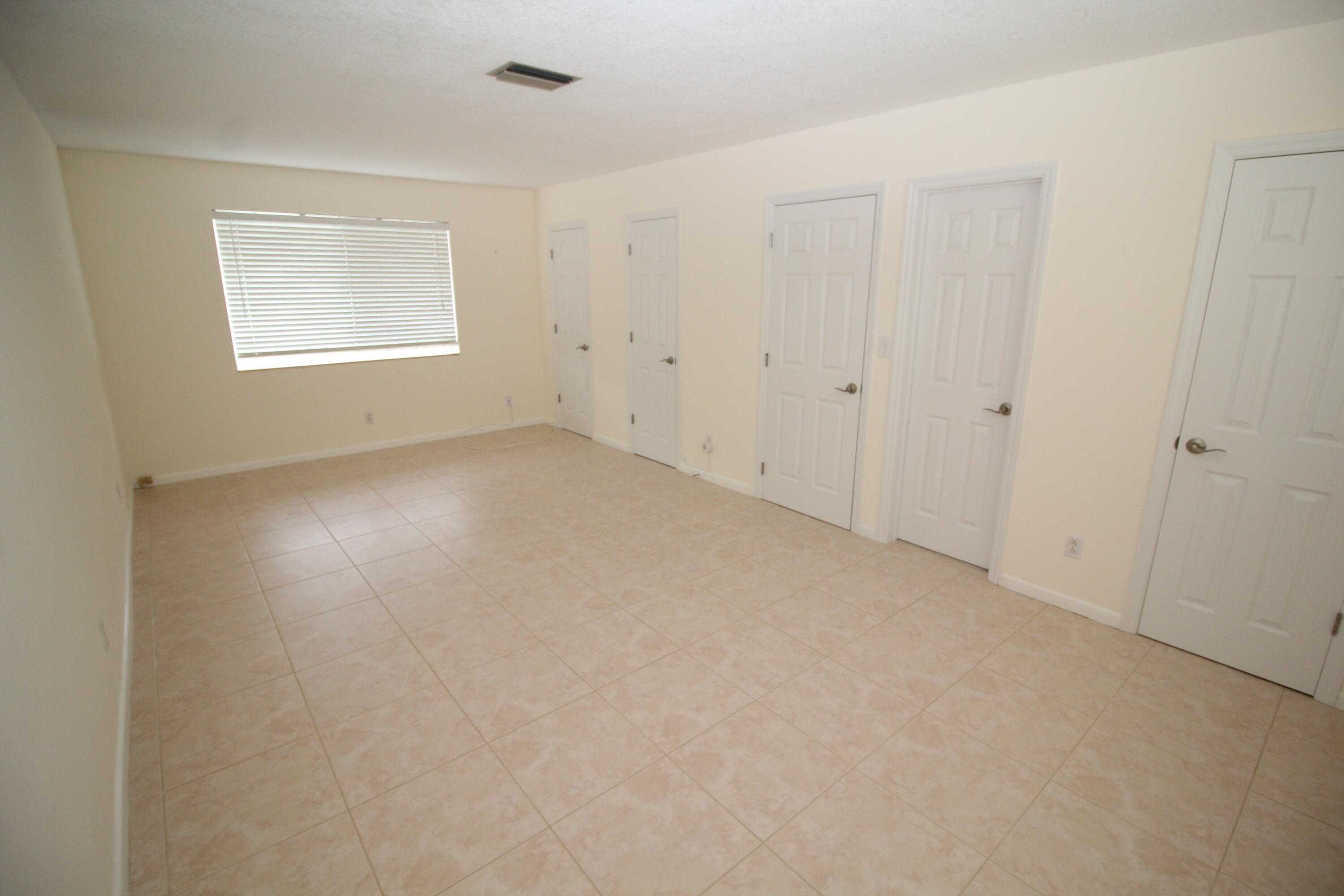 SILVER SHORES SEC OF LAUDERDALE - Residential Lease