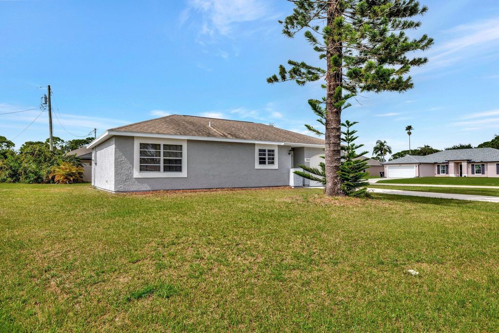 Photo of 2502 SE Caladium Court, Port Saint Lucie, FL 34952 (MLS # R11064493)