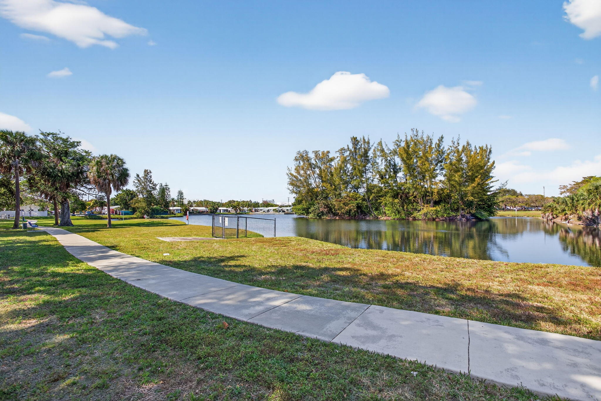 TAMARAC LAKES - Residential