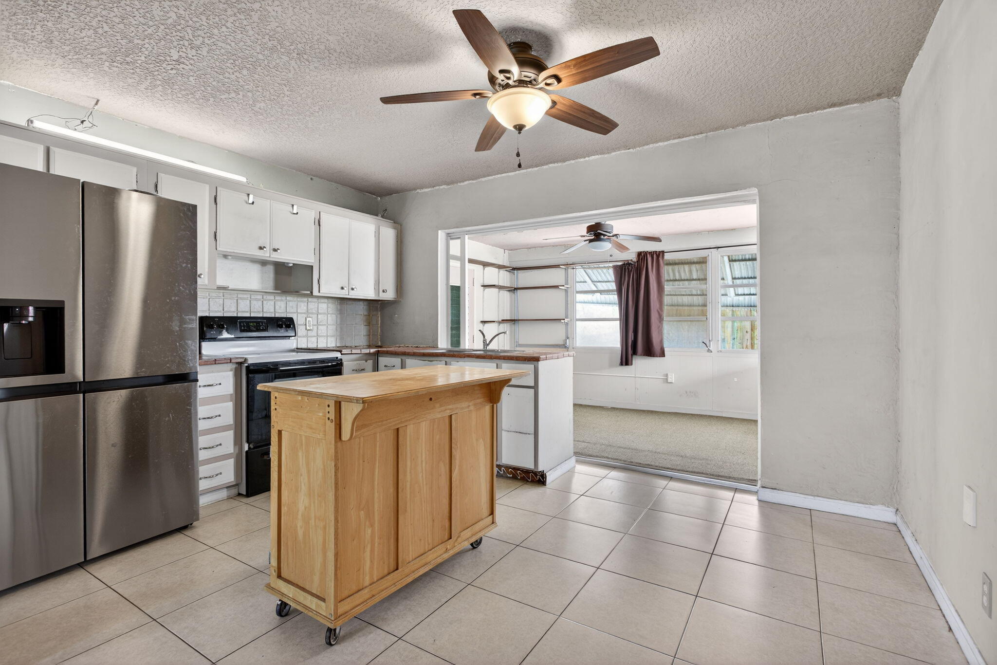 TAMARAC LAKES - Residential